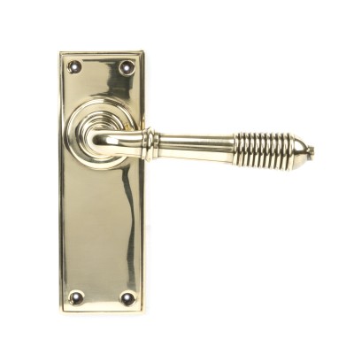 From The Anvil - Aged Brass Reeded Lever Latch Set 33083