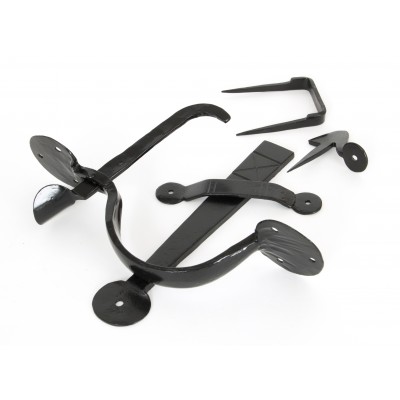 From The Anvil - Black Medium Bean Thumblatch 33176