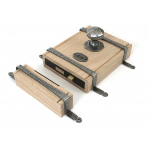From The Anvil - Pewter Oak Box Lock & Octagonal Knob Set 33004