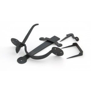From The Anvil - Beeswax Medium Bean Thumblatch 33101