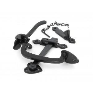 From The Anvil - Black Cast Thumblatch Set with Chain 33321