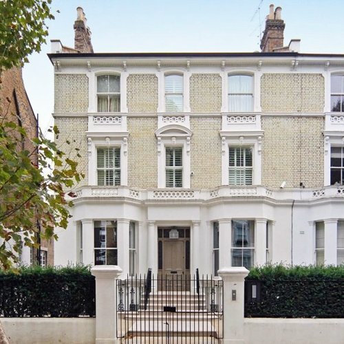 The townhouse in Notting Hill rented for Apprentice candidates