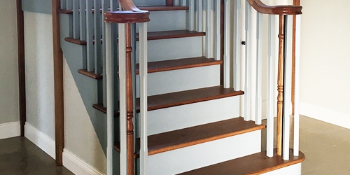 Ornate staircase with volute handrail, case study 668